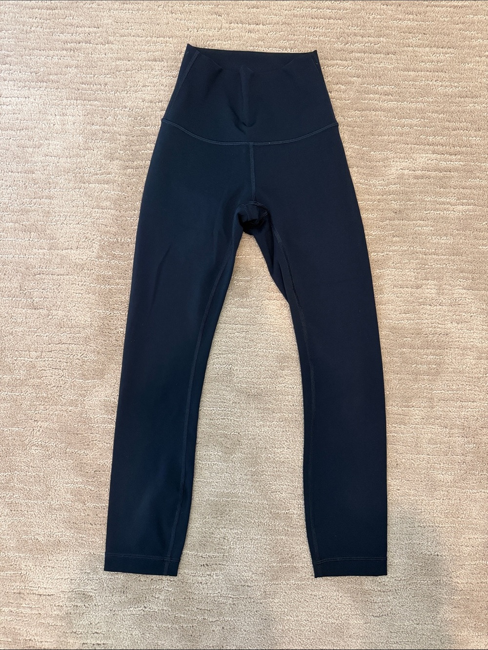 Like New Lululemon Navy High-Rise Leggings with Sculpting Waistband Sz 0